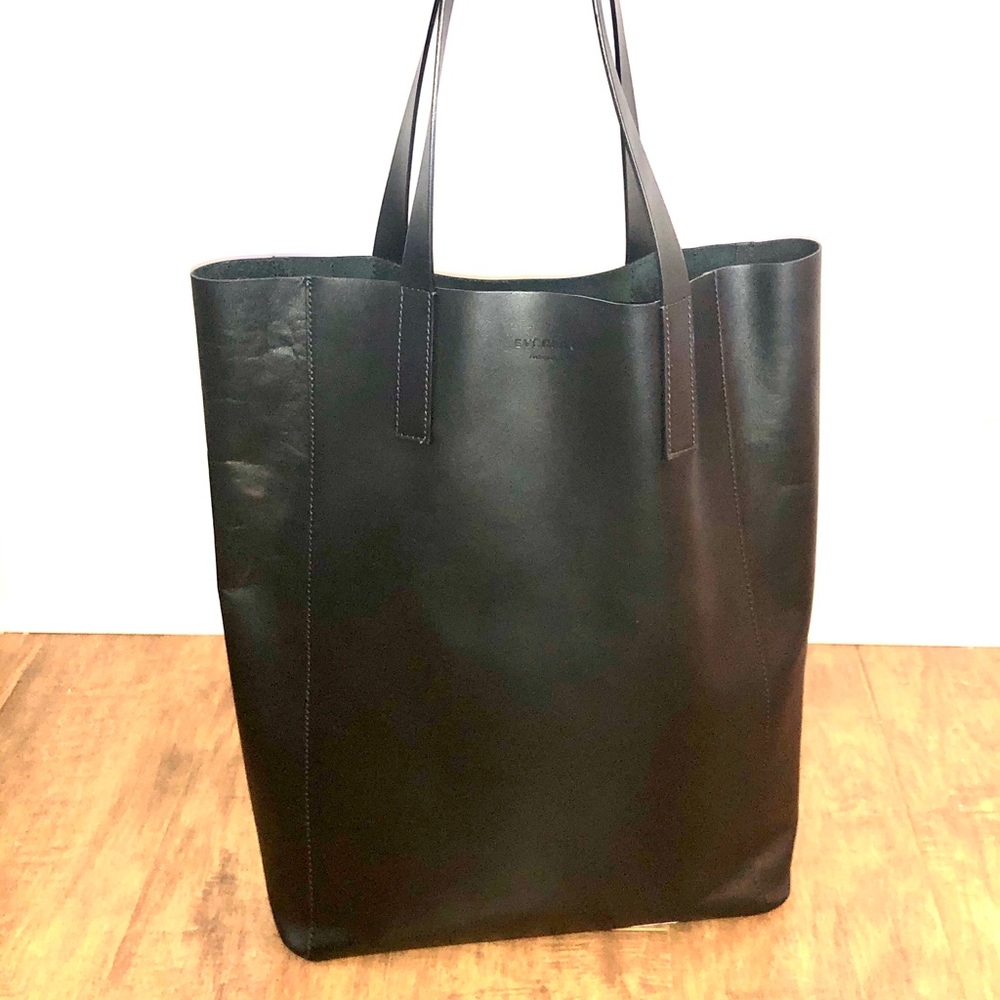 Everlane Magazine tote